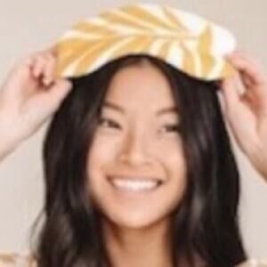 Maison Du Soir Magnolia Luxe Sleep Eye Mask  New in package NIP Orange White